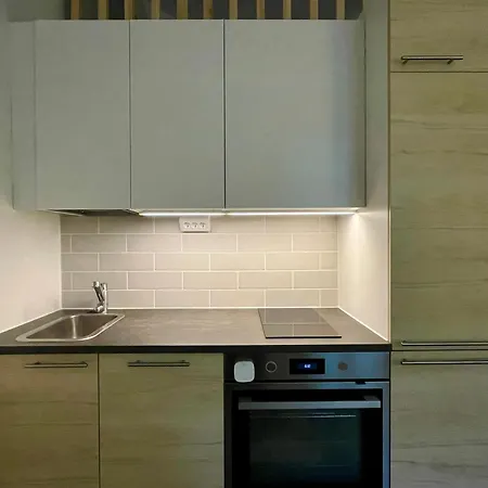 Apartment Toeoeloe Sleephouse Helsinki